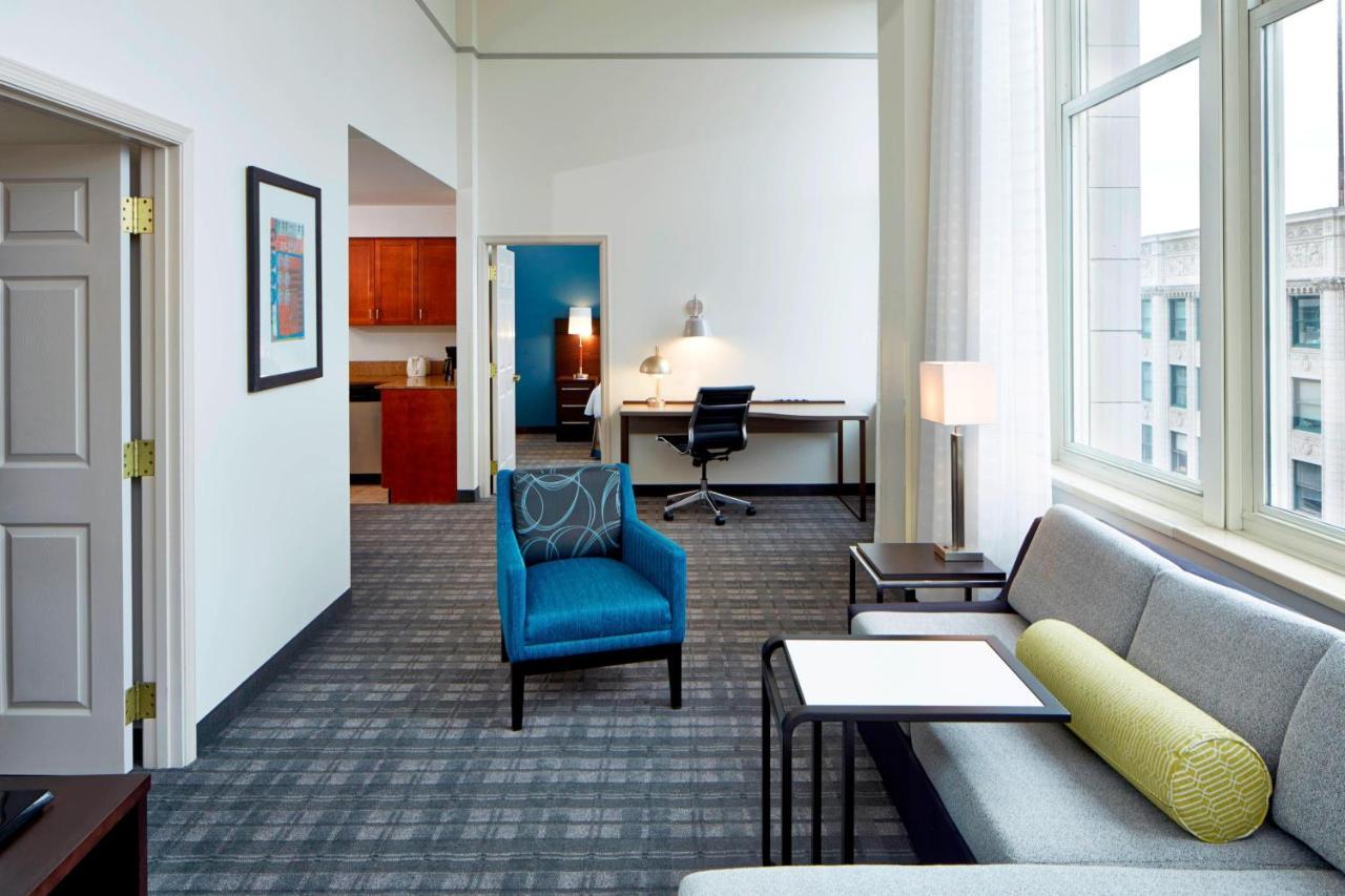 Residence Inn Milwaukee Downtown Εξωτερικό φωτογραφία