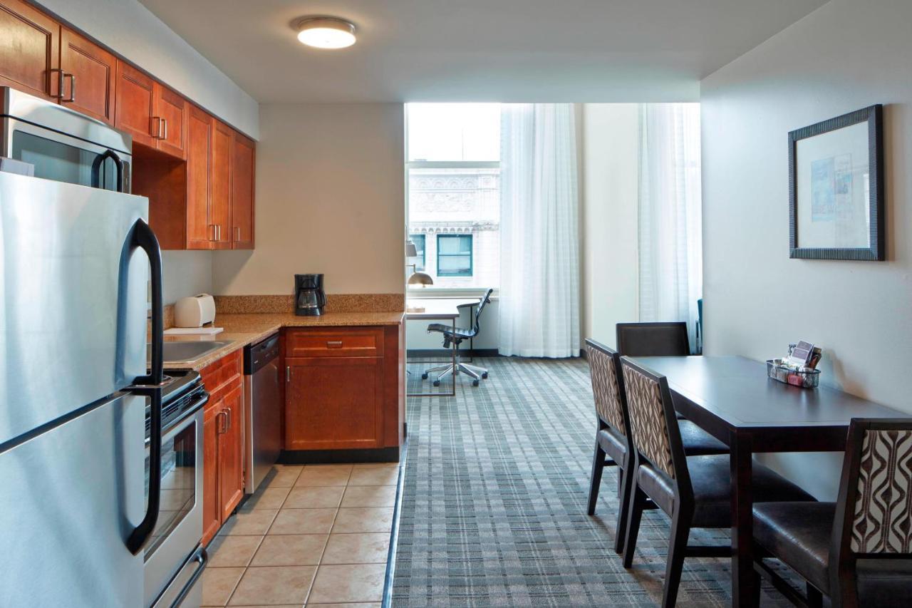 Residence Inn Milwaukee Downtown Εξωτερικό φωτογραφία